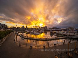 Victoria BC Victoria Harbor Sunset.jpg