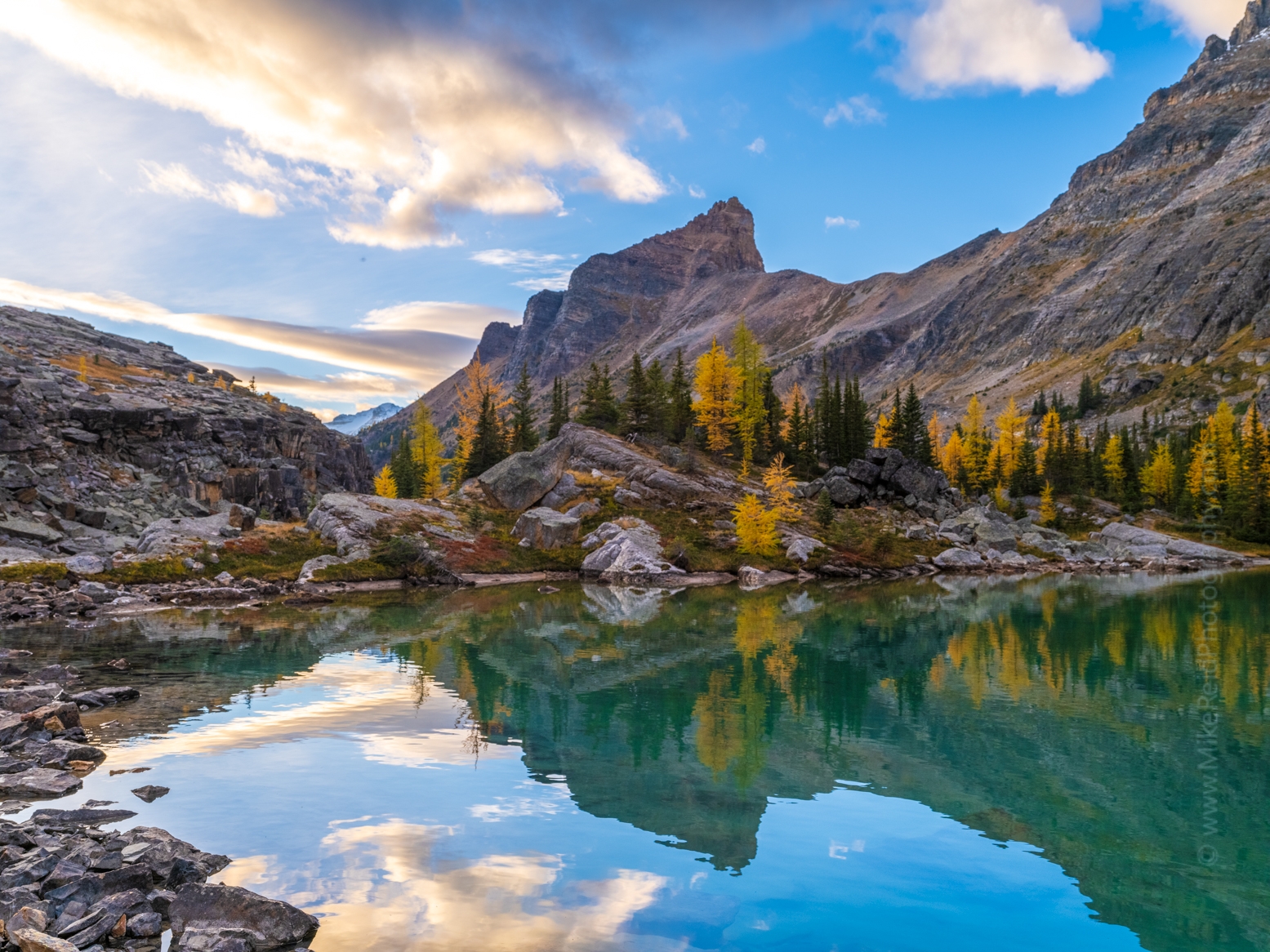 Canadian Rockies  Lake Lefroy Sunset and Fall Colors