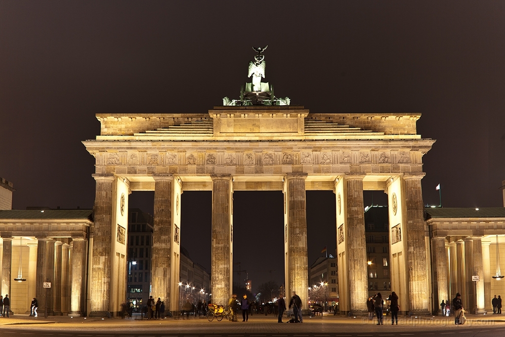 Night Berlin Gate
