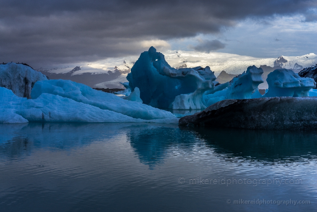 Iceland Jokulsarlon Morning Quiet.jpg 