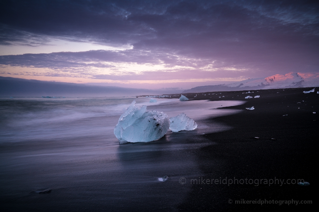 Iceland Jokulsarlon Sunset Black Sand.jpg 