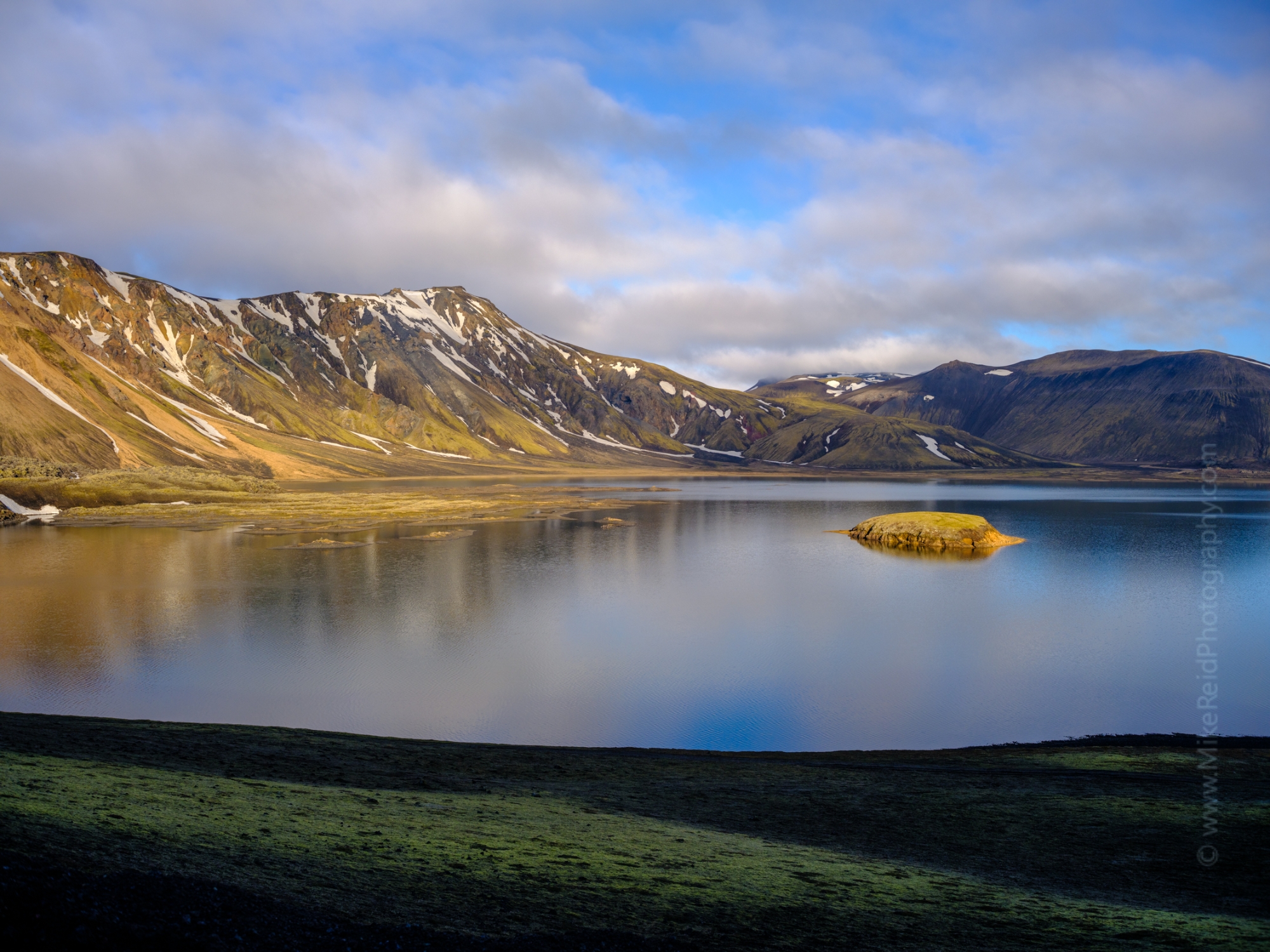 Iceland Highlands Landmannalaugar Lake Reflection