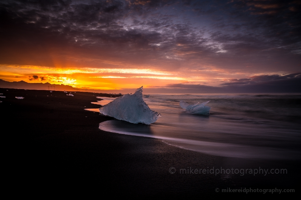 Iceland Jokulsarlon Beach Sunrise Sunrays.jpg