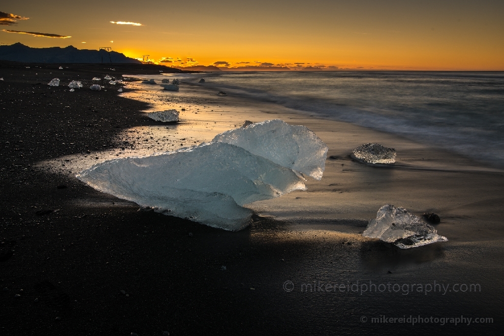 Iceland Jokulsarlon Dawn Beach Ice.jpg