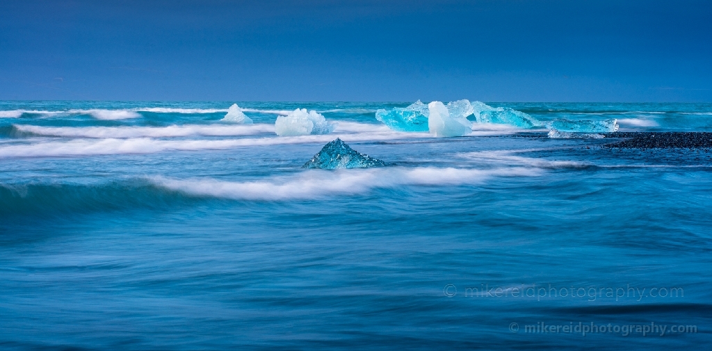 Iceland Jokulsarlon Ice on Sandbars.jpg 