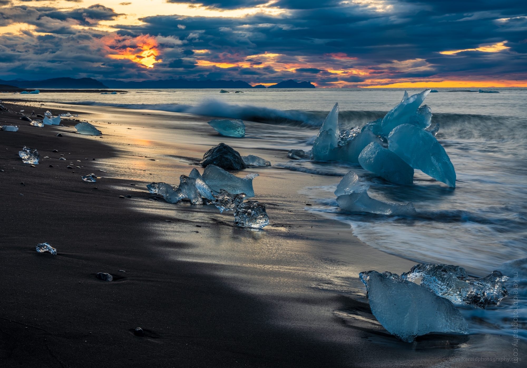 Iceland Jokulsarlon Sunrise Ice Beach GFX50s.jpg