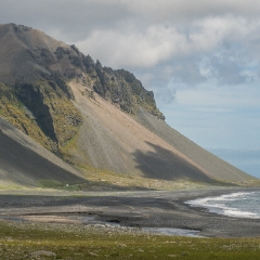 Iceland Vatnajokull Clouds on Cliffs.jpg