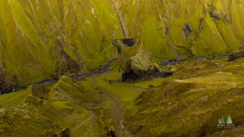 Iceland Dragons Tooth Canyon.jpg