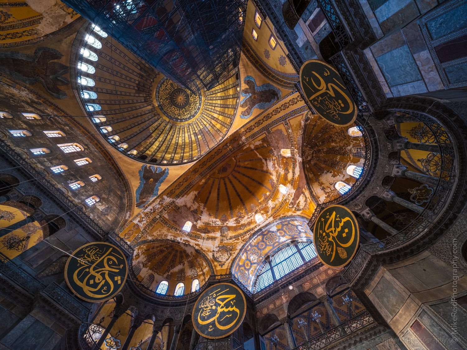 Hagia Sophia Nave and Mosaics 