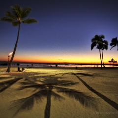 Beach Shadows To order a print please email me at  Mike Reid Photography : hawaii, waikiki, oahu, big island, tropics, tropical, vacation, hawaiian islands, aloha, canon, sunny