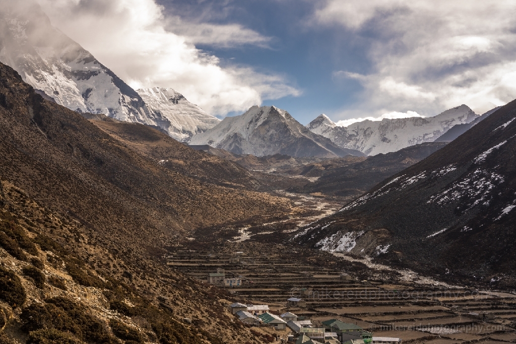 Looking Back on Dingboche
