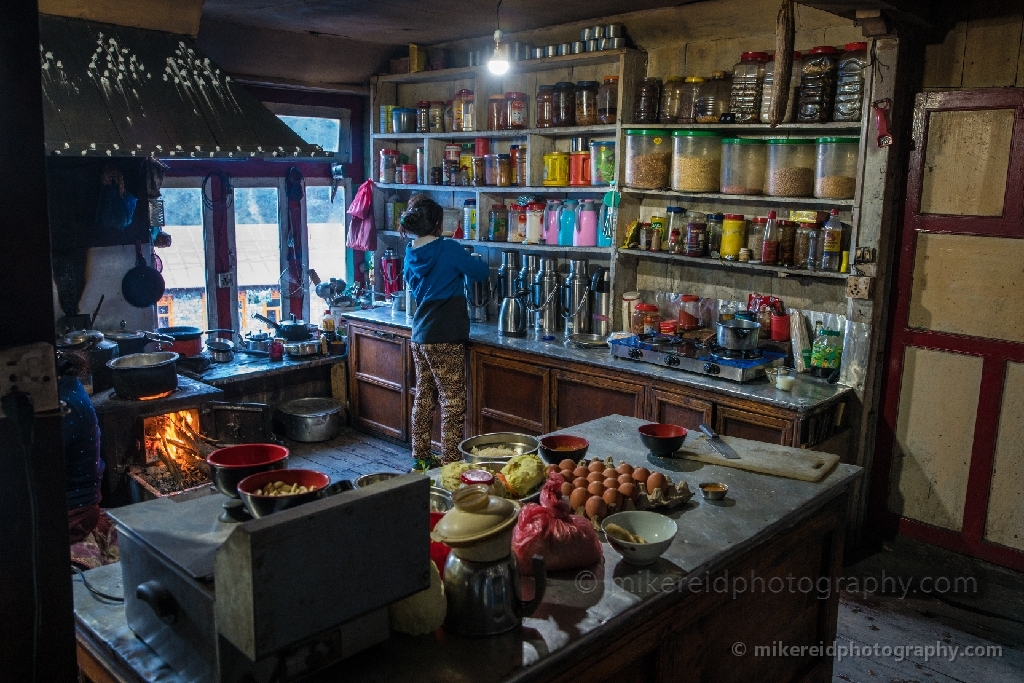 Phakding Teahouse Morning Kitchen