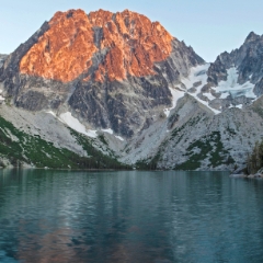 Lake Colchuck Panorama To order a print please email me at  Mike Reid Photography : aasgard pass, enchantments, leavenworth, enchantments lakes basin, prusik, colchuck, snow lakes, northwest, images, leprechaun lake, larches