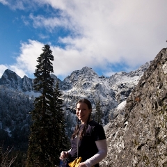 Anna Hiking Snow Lake