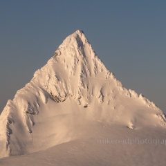 Over the North Cascades Tip of Mount Shuksan Climbers To order a print please email me at  Mike Reid Photography : northwest mountains, medium format aerial photography, gfx100s, northwest, washington, Mount rainier, Mount Baker, aerial, drone, drone photography, dji, dji inspire, seattle aerial photography, northwest aerial photography, Skagit, Washington state, landscape photograpy, aerial photography, north cascades, north cascades photography, north cascades peaks, mount shuksan, mountain climbers, mountaineering, glacier