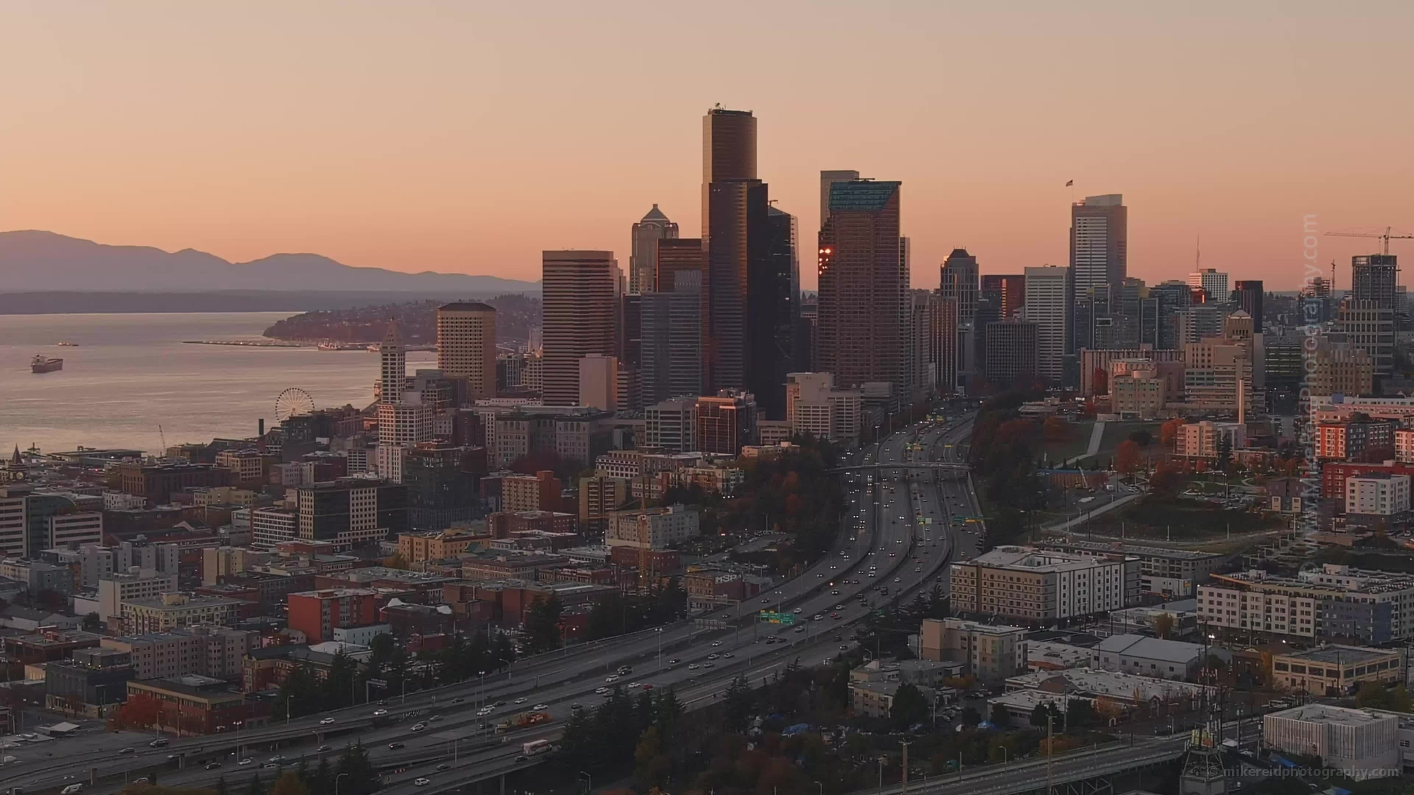 Seattle Fall Colors over Rizal