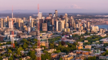 Aerial Seattle Over Queen Anne Hill Mavic 4 Pro.jpg default