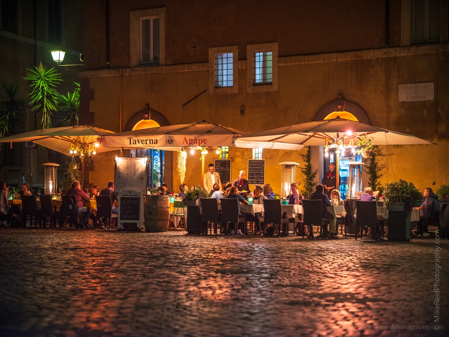 Rome Night Streets Osteria Cafe 