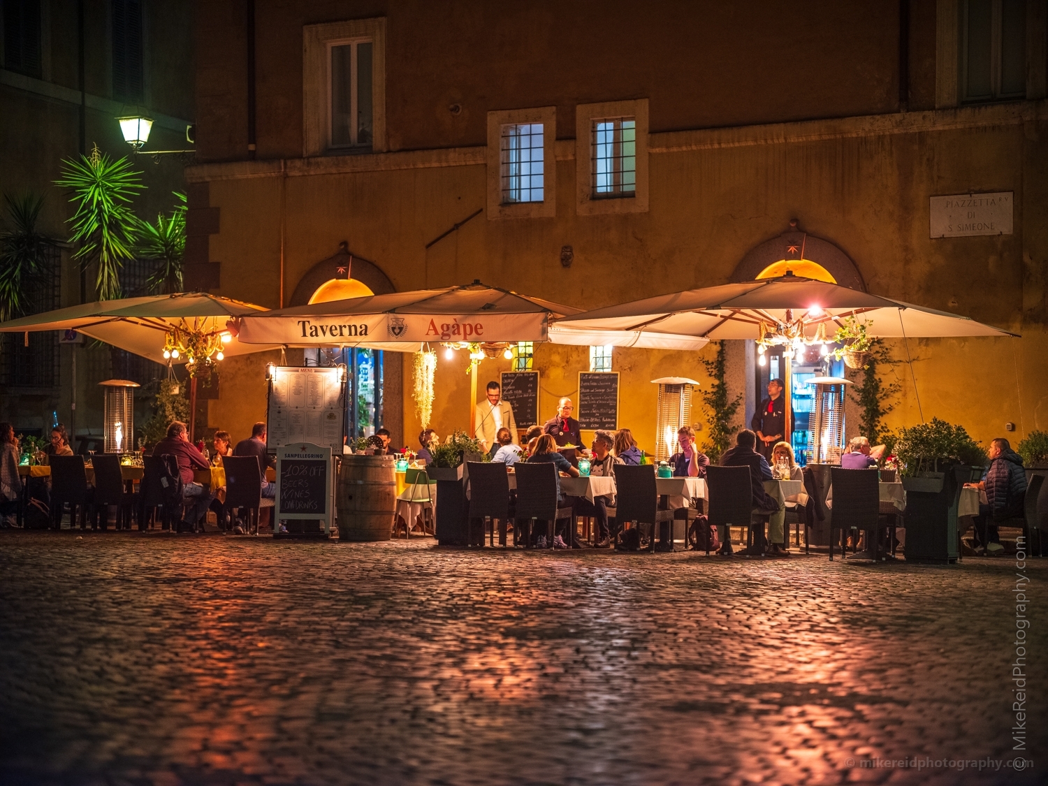Rome Night Streets Osteria Cafe