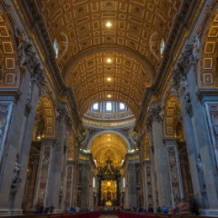 Vatican Saint Peters Golden Nave and Columns.jpg