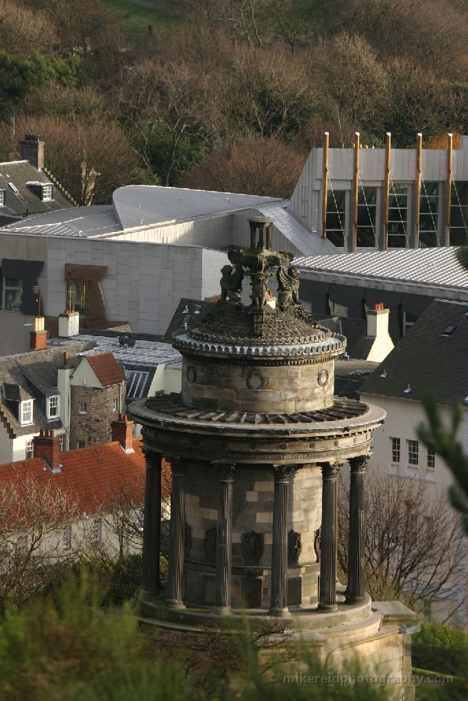 Edinburg Burns monument