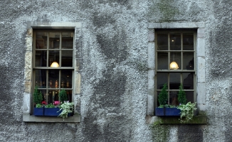 Scottish Pub windows