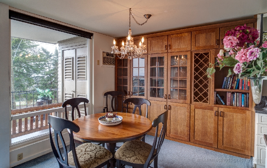 Seattle Bellevue Real Estate Photography Dining Area 