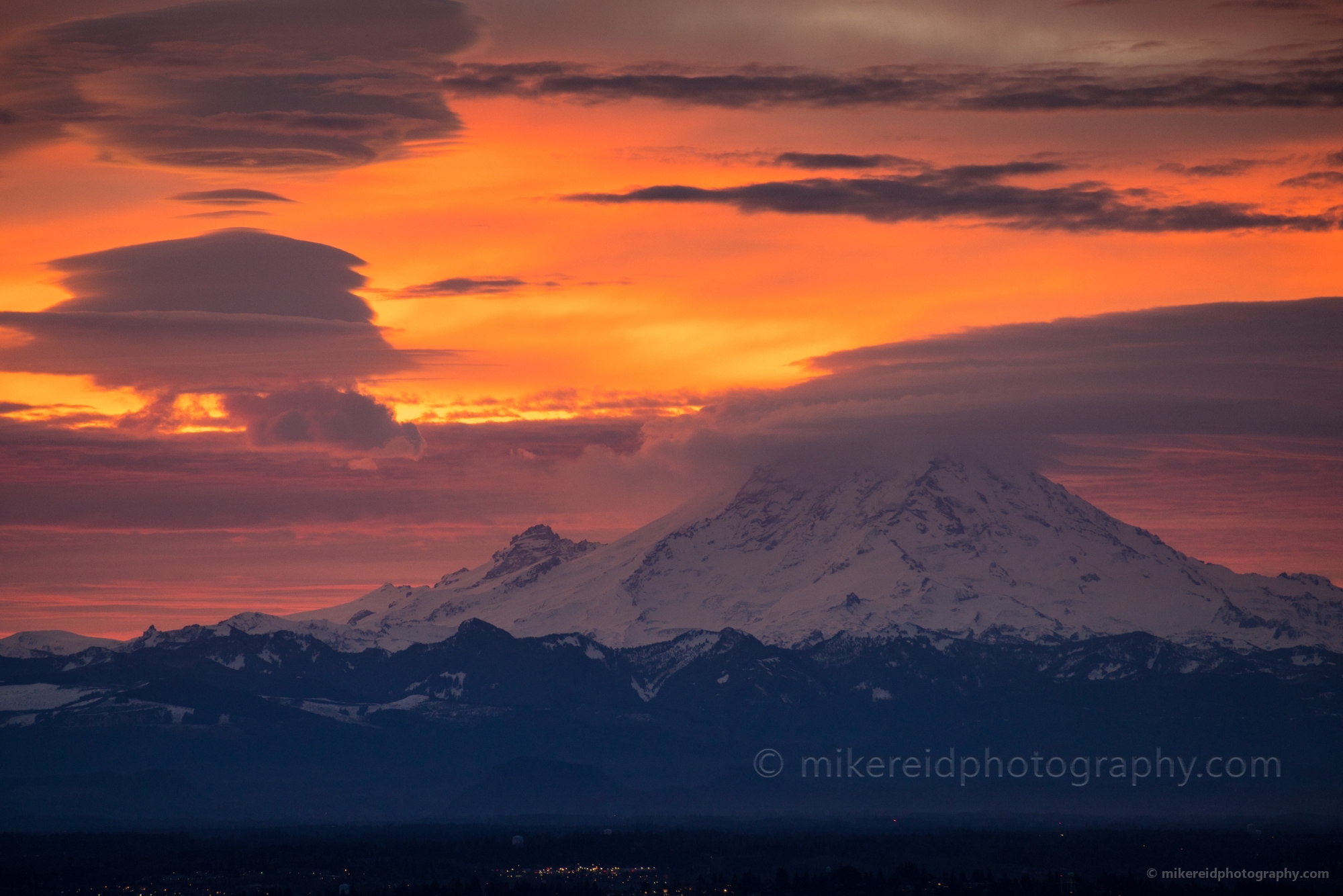 Mount Rainier Dramatic Sunrise Sky View Observatory Seattle