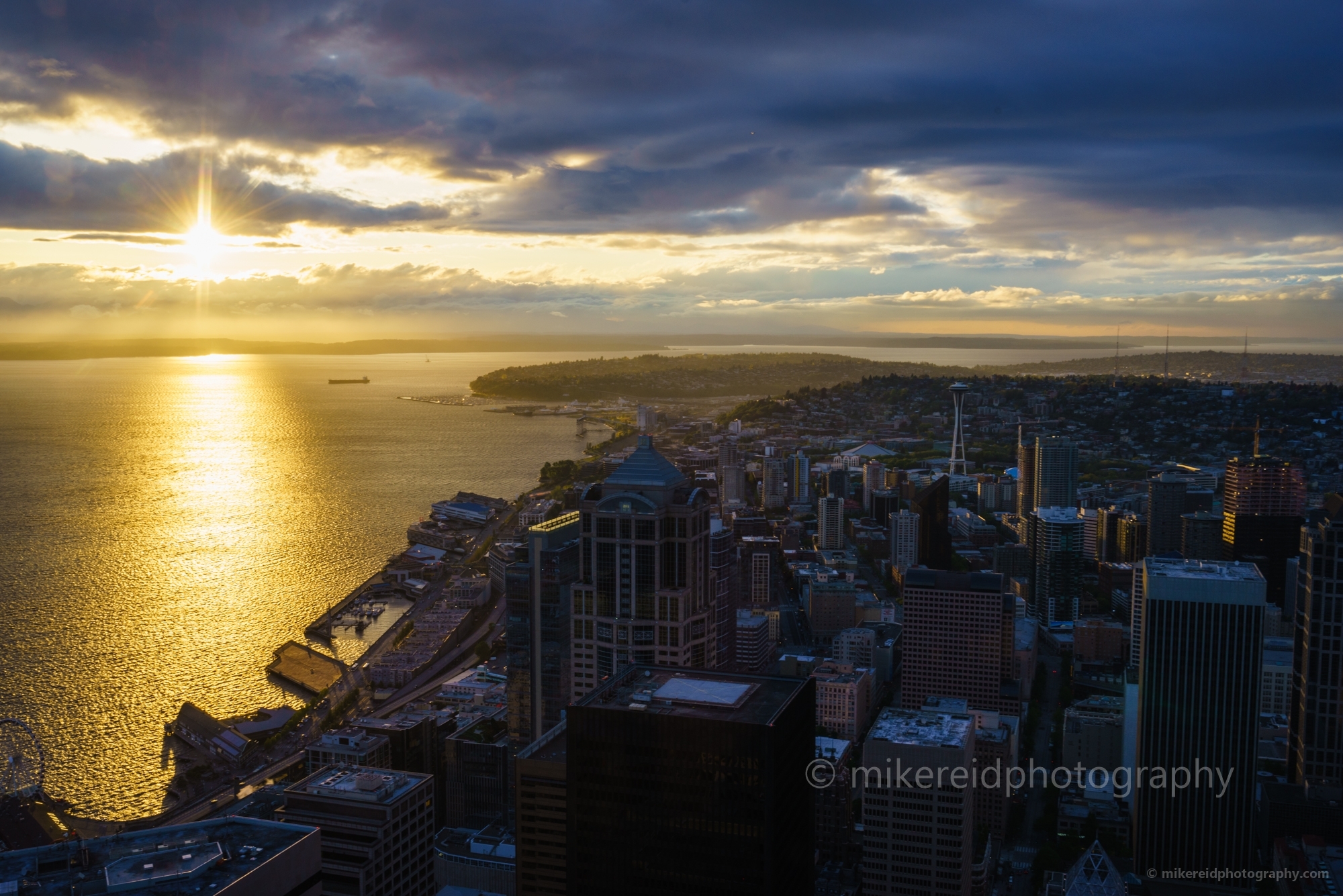 Seattle Photography Elliott Bay Sunstar