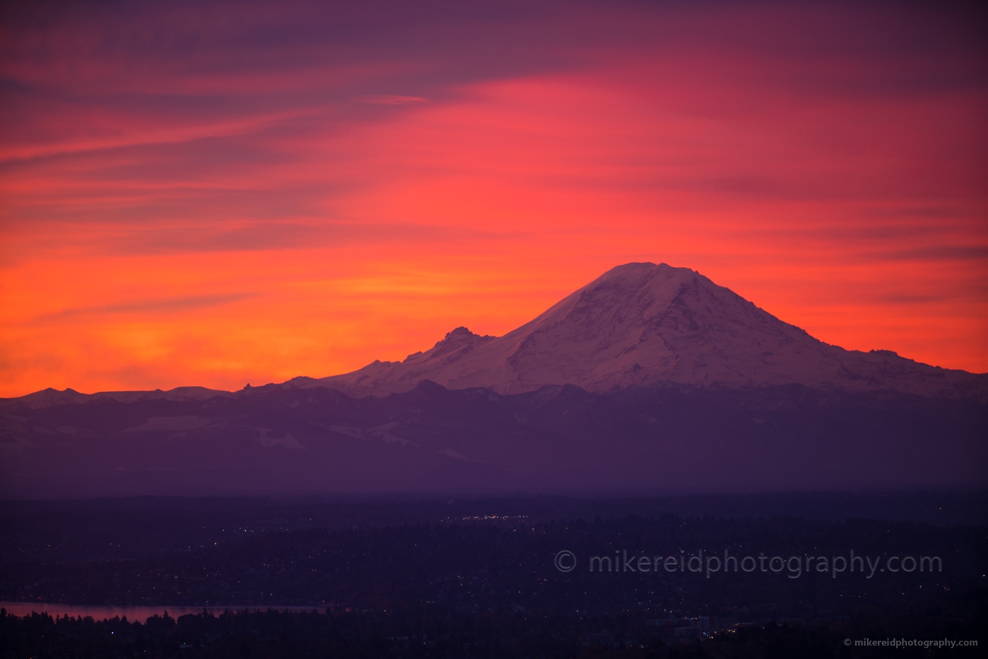 Seattle Photography Rainier Fiery Sunrise Canon 200mm
