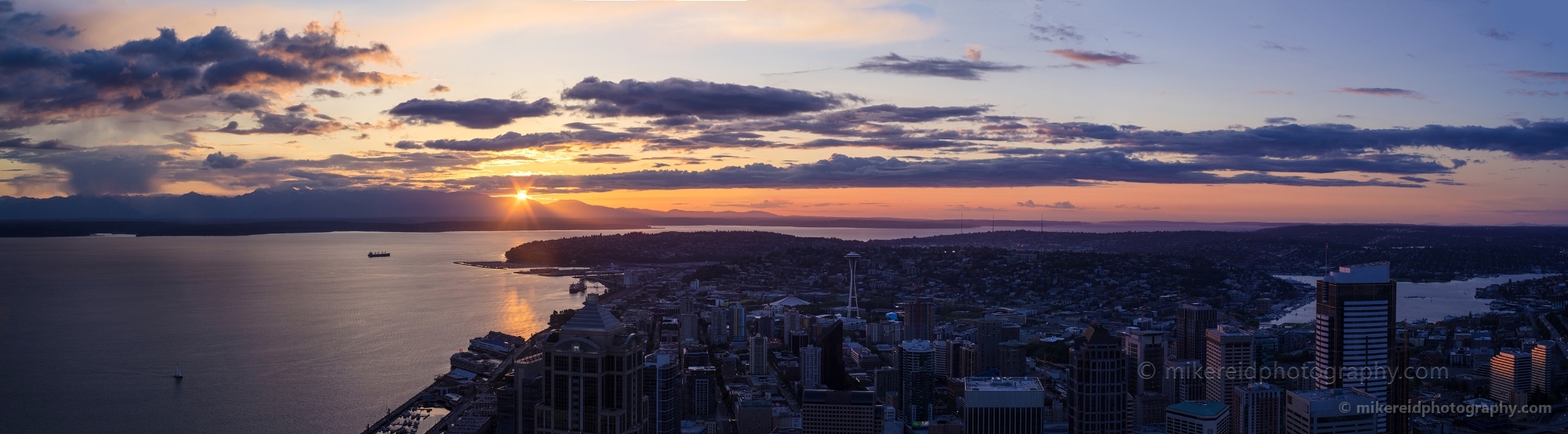 Seattle Sunstar Sunset Columbia Center