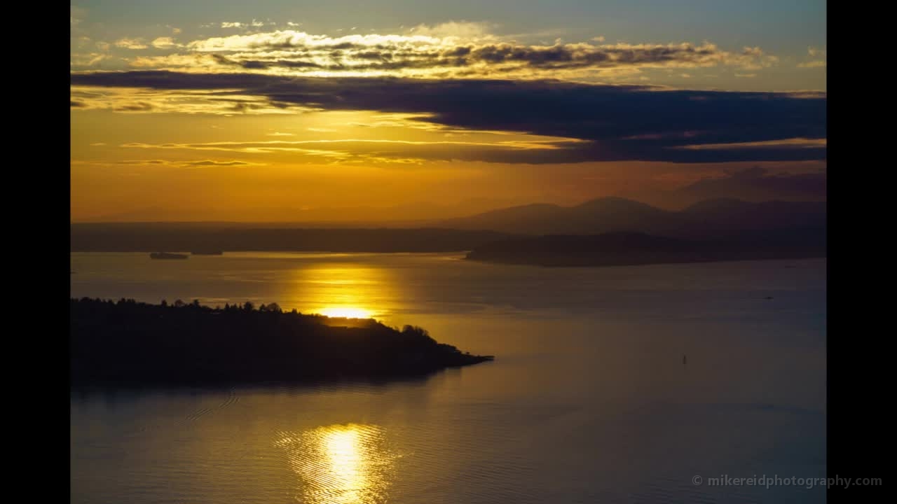 Seattle Sunset Timelapse Video from the Columbia Center 100mm