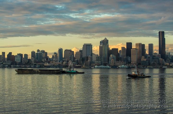 Elliott Bay Working Harbor Seattle Skyline