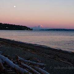 Discovery Park Evening To order a print please email me at  Mike Reid Photography : sunset, sunrise, seattle, northwest photography, dramatic, beautiful, washington, washington state photography, northwest images, seattle skyline, city of seattle, puget sound, aerial san juan islands