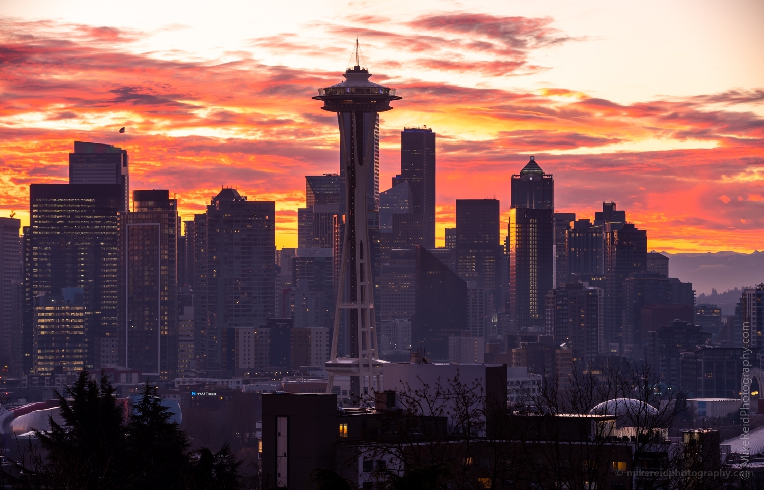 Seattle Kerry Park Photography Sunrise Closeup.jpg 