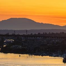 Saturday Night Lake Union Sunset To order a print please email me at  Mike Reid Photography