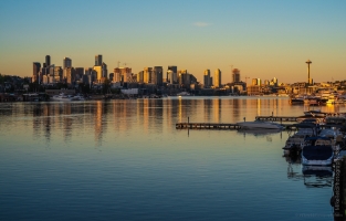 Seattle Gaskworks Park Dawn Reflection Mood