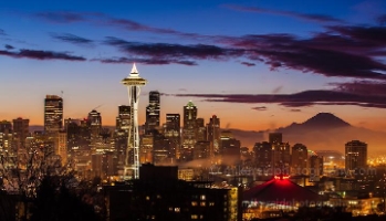 Seattle Fog Sunrise.jpg I was driving a friend to the airport on Christmas Eve, and since I was up early, I decided to see what was happening at Kerry Park. So glad I did.