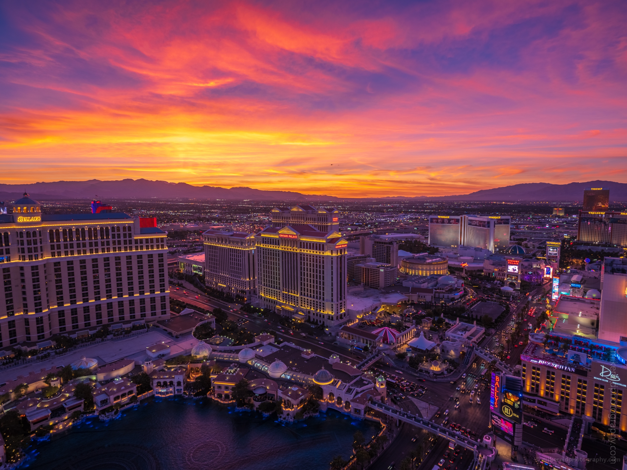 Vegas Photography Sunset Sun Pillar North Strip View 