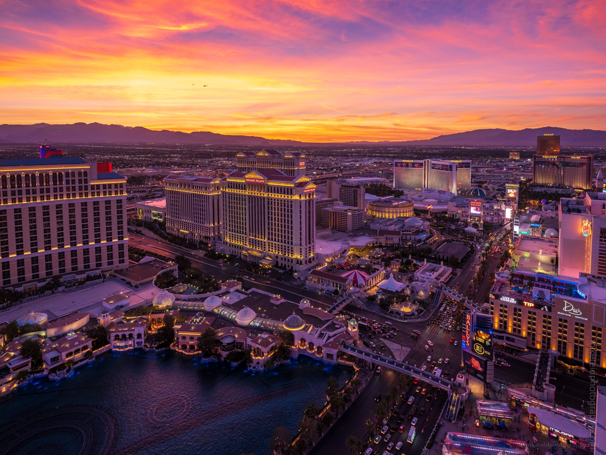 Vegas Photography Sunset From the Eiffel Tower
