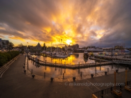 Victoria BC Victoria Harbor Sunset.jpg