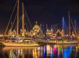 Victoria BC Victoria Parliament and Marina Christmas Lights.jpg