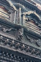 Carving Details Nasal Chowk