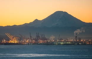 Mount Rainier Photography Rainier and the Port Morning Mist