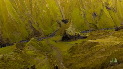 Dragon’s Tooth, Þakgil Iceland – Mossy Canyon Peaks and Hidden River This striking photograph captures the dramatic landscape of Þakgil (Thakgil), Iceland, featuring the sharp, dragon-tooth-shaped peak rising above a winding...