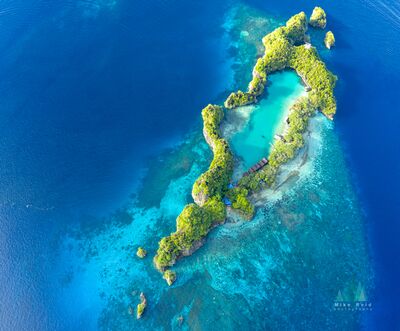Indonesia Raja Ampat Photography Pianemo Rufas Island Mavic 4 Pro.jpg default