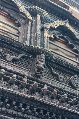 Carving Details Nasal Chowk